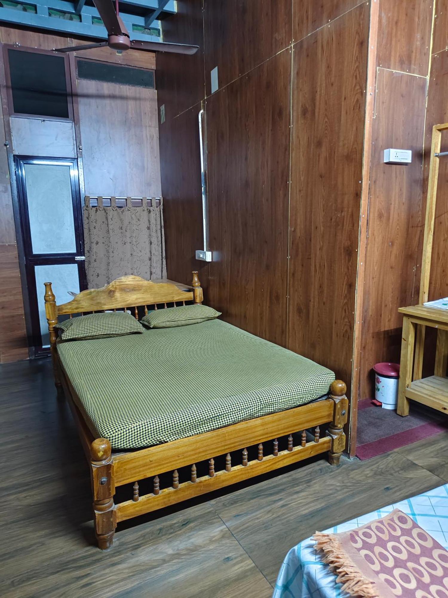 Thoms Beach Homestay Alappuzha Bagian luar foto
