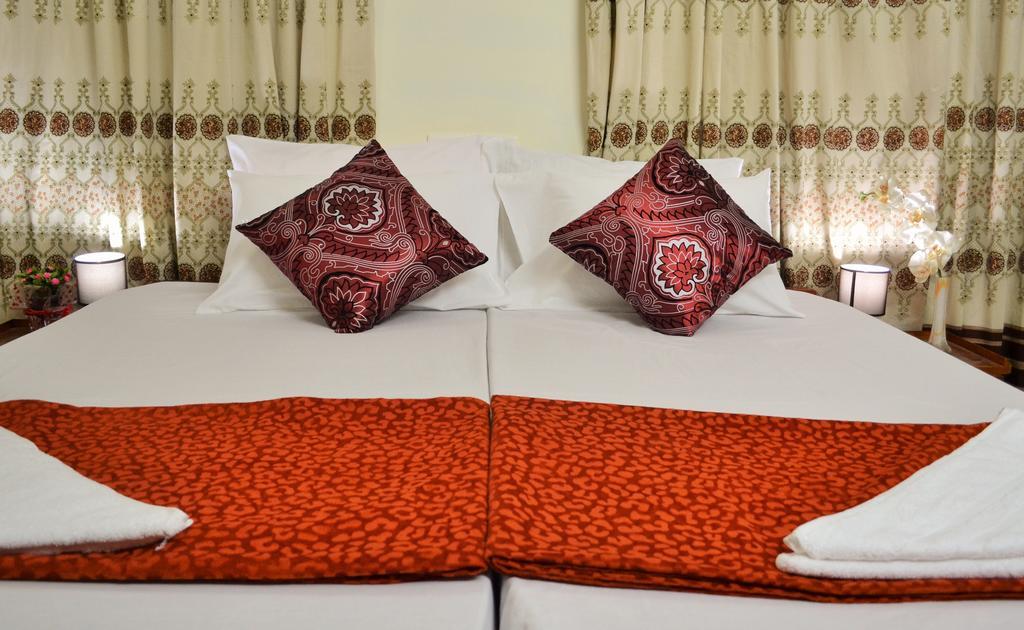 Thoms Beach Homestay Alappuzha Bagian luar foto