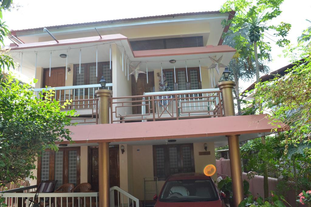 Thoms Beach Homestay Alappuzha Bagian luar foto