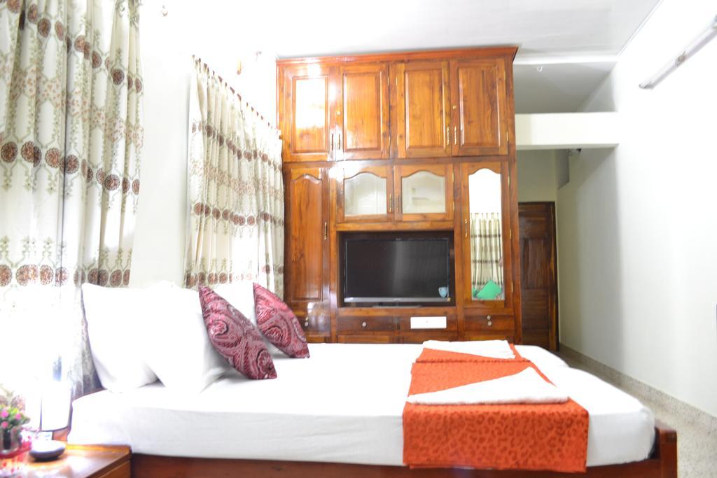 Thoms Beach Homestay Alappuzha Bagian luar foto