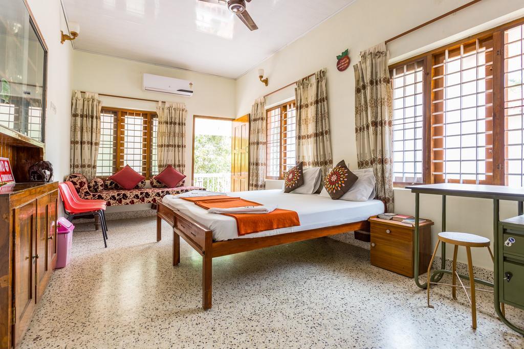 Thoms Beach Homestay Alappuzha Bagian luar foto