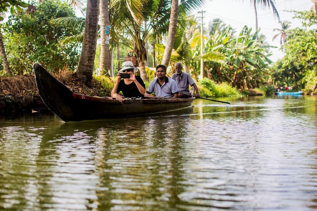 Thoms Beach Homestay Alappuzha Bagian luar foto